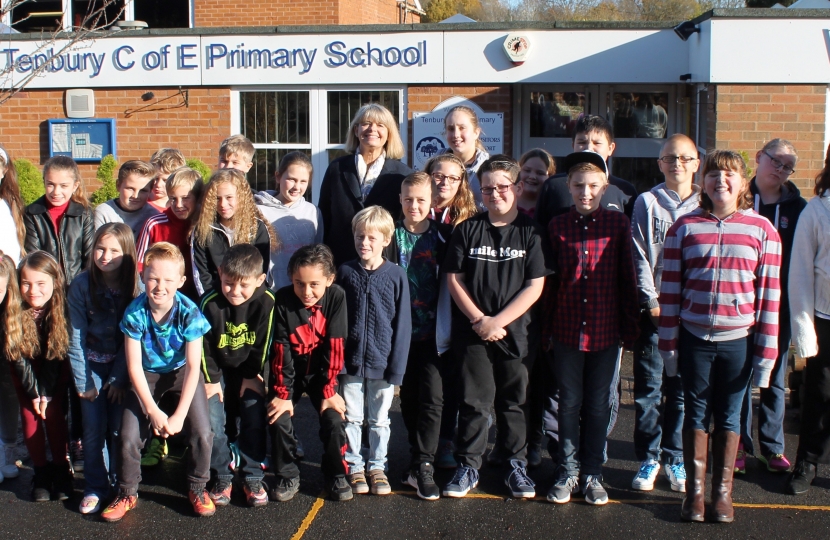 MP Gets Tenbury Primary Quizzing 